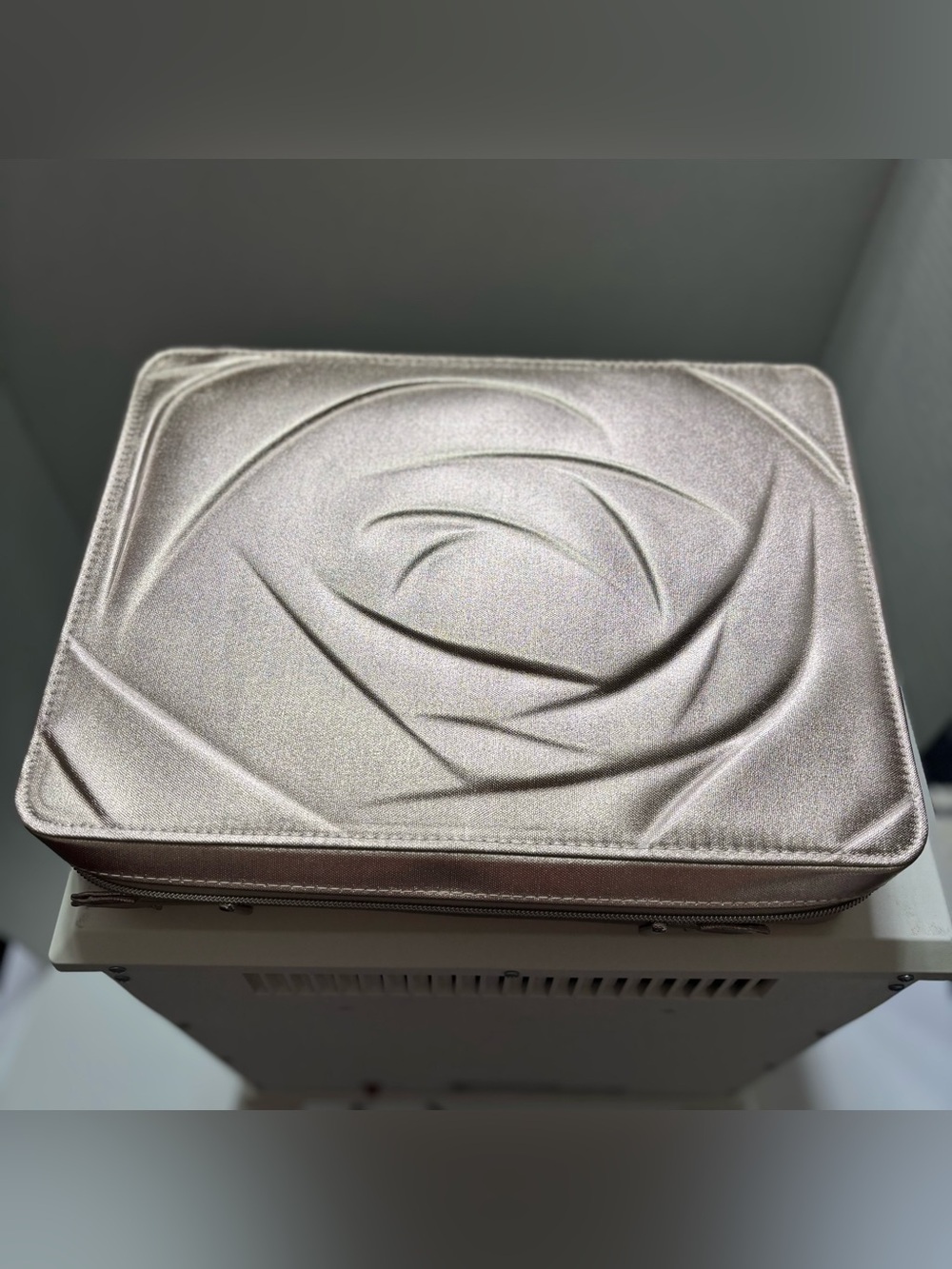 Lancôme- Embossed Rose Blush Pink Leather Carrying Case